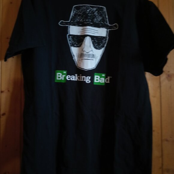 Men's Black XXL Breaking Bad Heisenberg Graphic T-Shirt Distressed TV Show - Picture 2 of 5